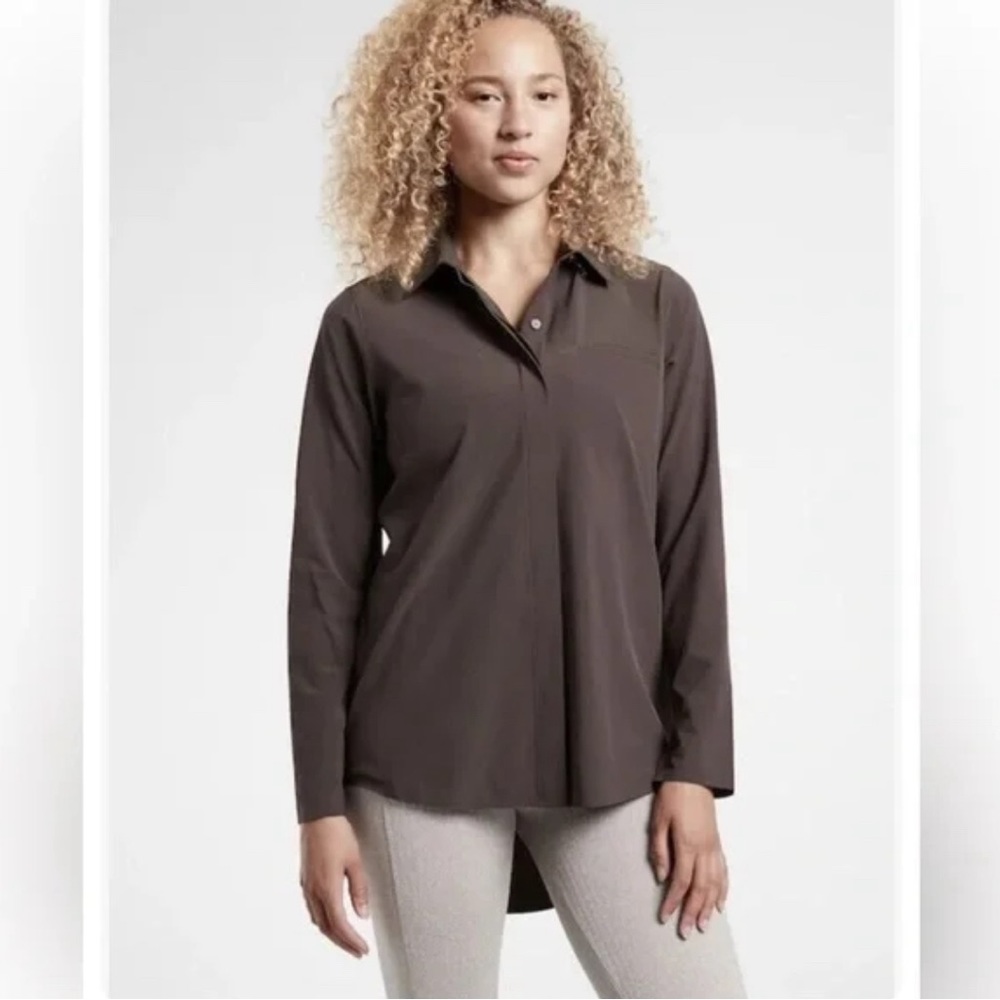 Athleta Urbanite long sleeve top